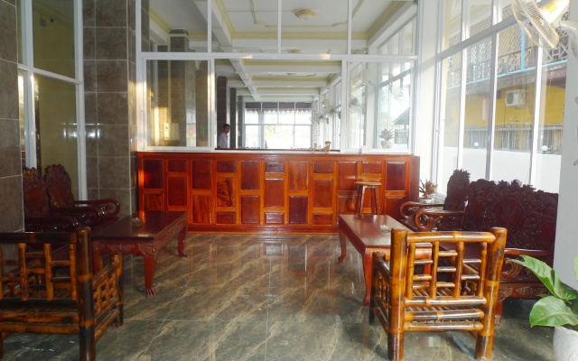 Malany Hotel