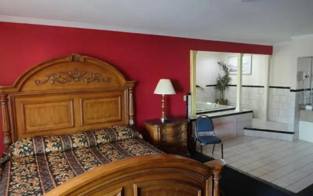 Econo Lodge Norwalk