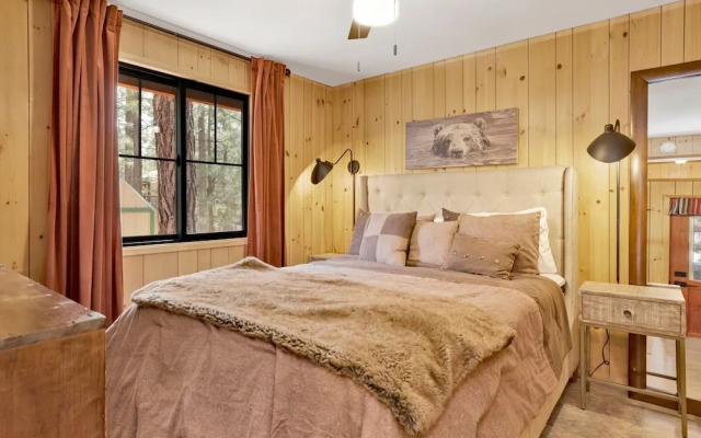 Bruin Chalet #2464