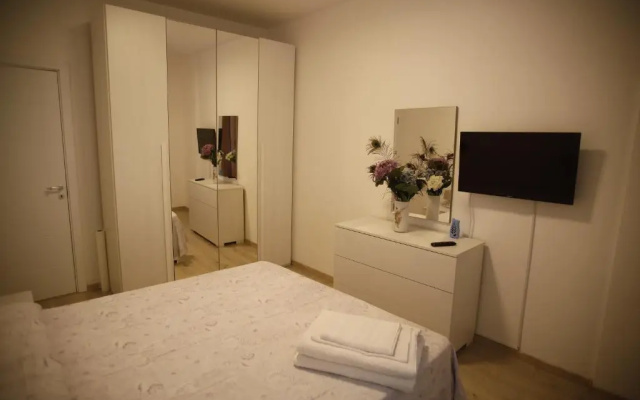 Lar Apartment