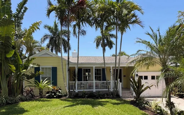 Palm Ridge House