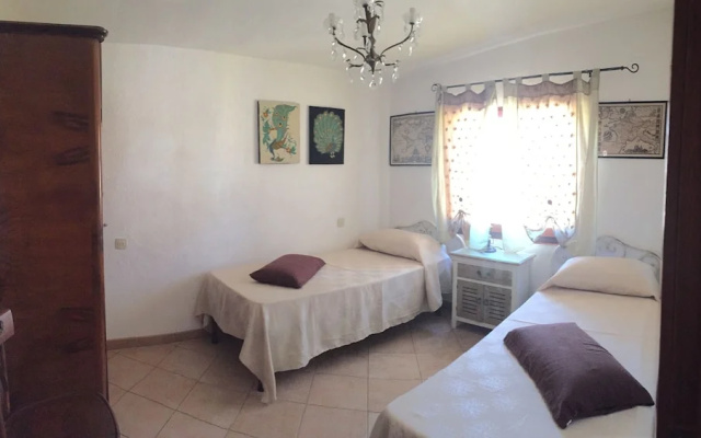 Rose Apartment III