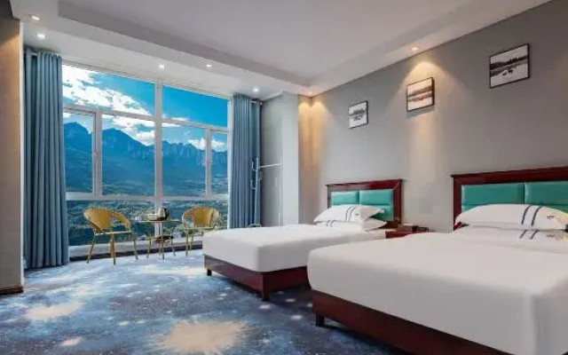 YouYouTravelNest