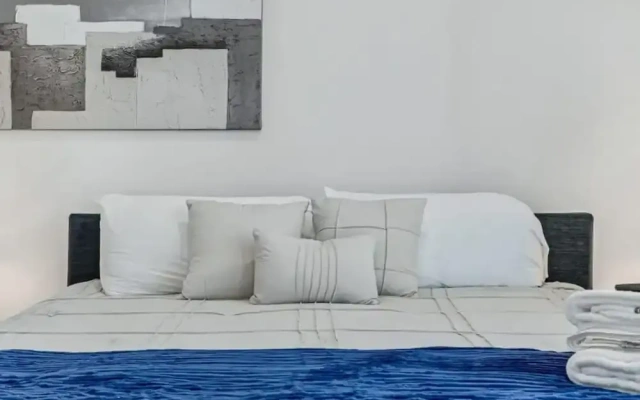 Luxury Urban Retreat Near Key Houston Locations