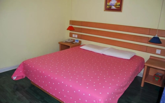 Homeinn Hotel (Xuzhou Jiefang South Road Mining University Wenchang Campus Subway Station)
