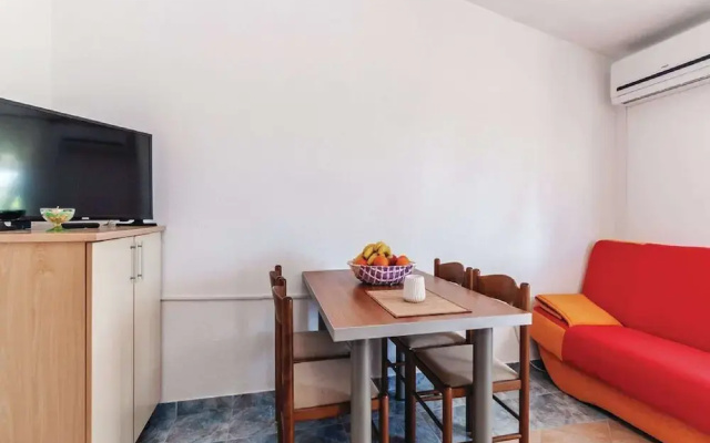 Apartments Hak - One Bedroom Apartment With Terrace and Sea View