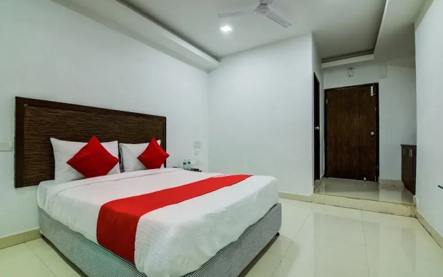 Helican Tradition By OYO Rooms