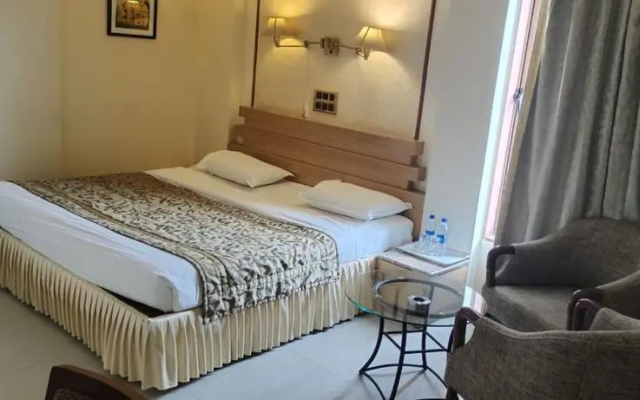 Hotel Deccan Royaale