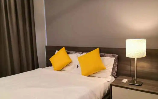 MU Windmill I 360 Skypool Superior Suite