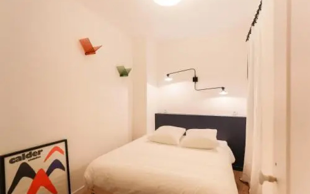 Private Apartment 2 -Old Town