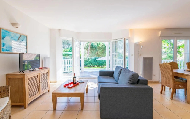 Villa for 6 People With Swimming Pool