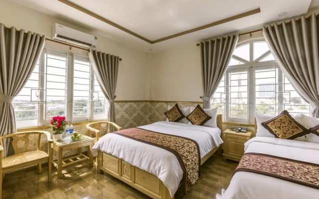 AEC Hotel Ban Me