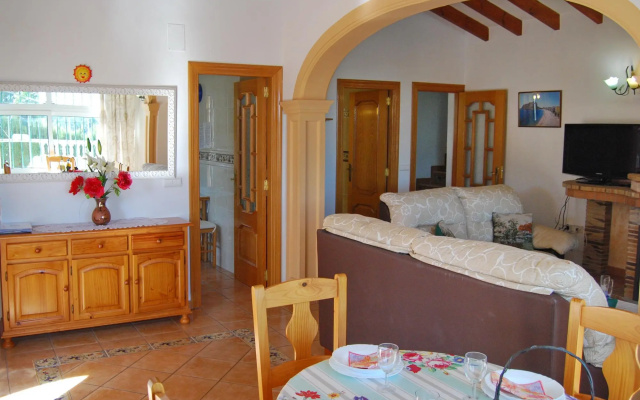 Dolores in Benissa with 3 bedrooms and 2 bathrooms