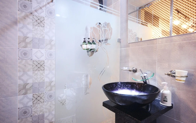 Geoje Island Sadeung K Self Check-in Motel