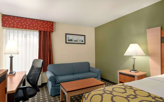Baymont by Wyndham North Dartmouth / Fall River