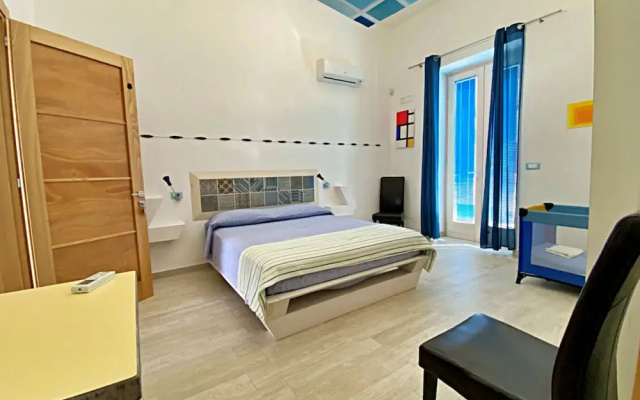 Casa Mondrian - Camere con Bagno e Piscina Privata