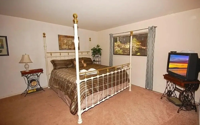 1786 High Meadow Trail 4 Bedroom Home by RedAwning