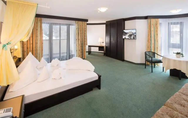 Hotel Neue Burg