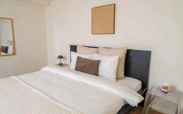 Cozy 3 Private Rooms Near to City Center