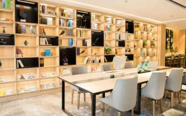 Mome Hotel