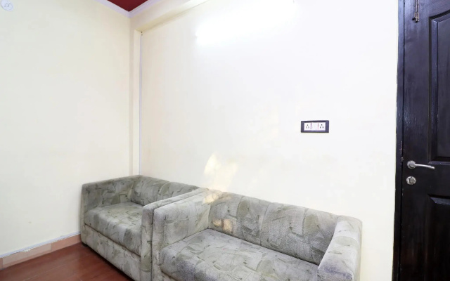 OYO 26815 Hotel Sweet Night