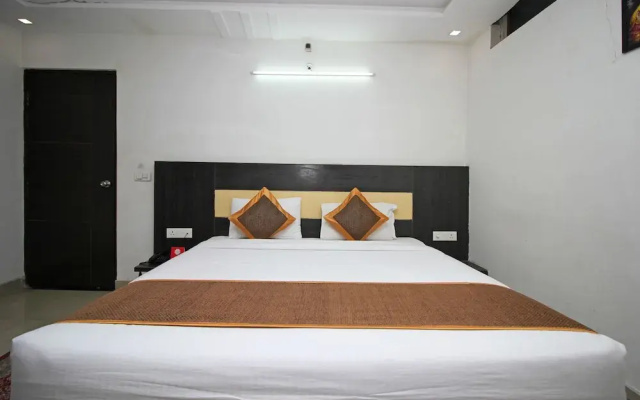 City Hotel and Suites Agra