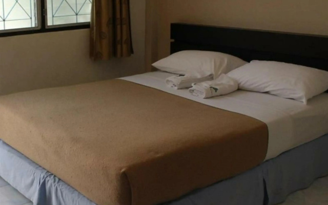 Baantonsai Garden Resort (SHA Extra Plus)