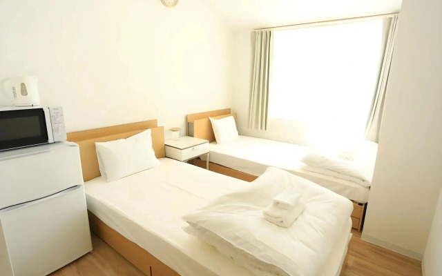 coins hostel tenjin