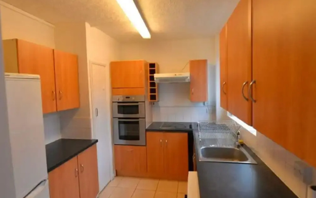 Pretty Family Apartment in Coventry Near Fargo Village