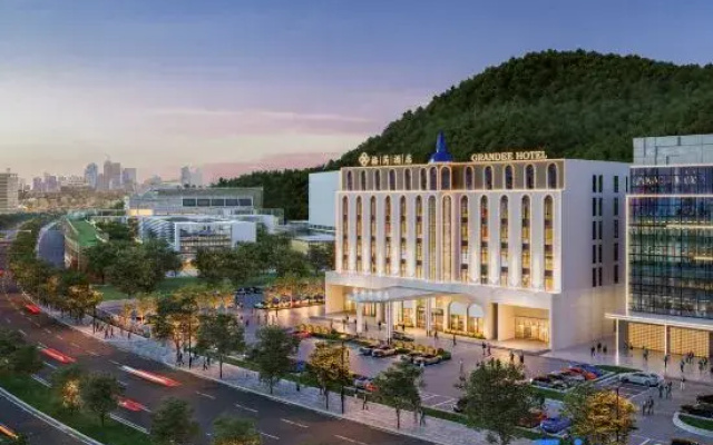 Grandee Hotel (Guangzhou Panyu Chimelong Safari Park Branch)