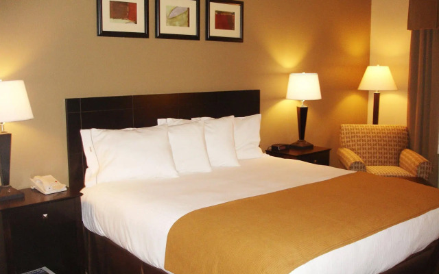 Holiday Inn Express & Suites Rancho Mirage - Palm Spgs Area by IHG