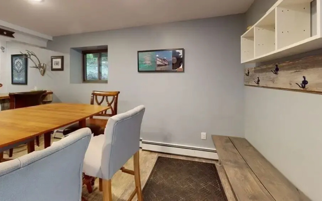 Treehouse Home Brought to you by GetAway Vacations