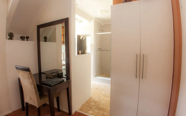 Somerset Villa Guesthouse