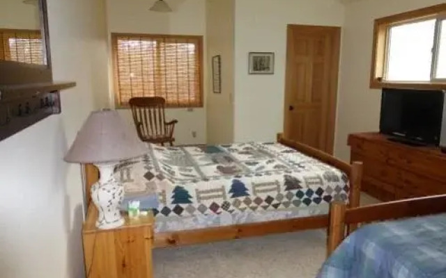 Hereford Cabin 12713