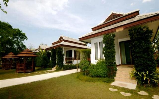 Отель Sasithorn Garden View Resort вид на фасад
