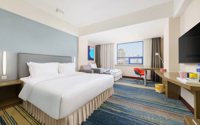 Holiday Inn Express Dalian City Centre by IHG