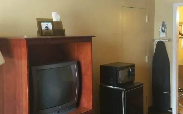 Sunbelt Lodge Motel