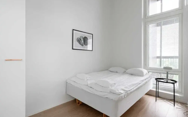 3BR Modern Loft Penthouse with Sauna & Parking