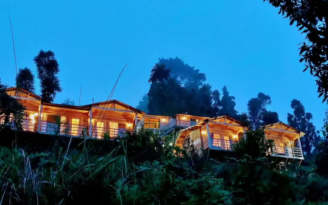 Treehouse Resort