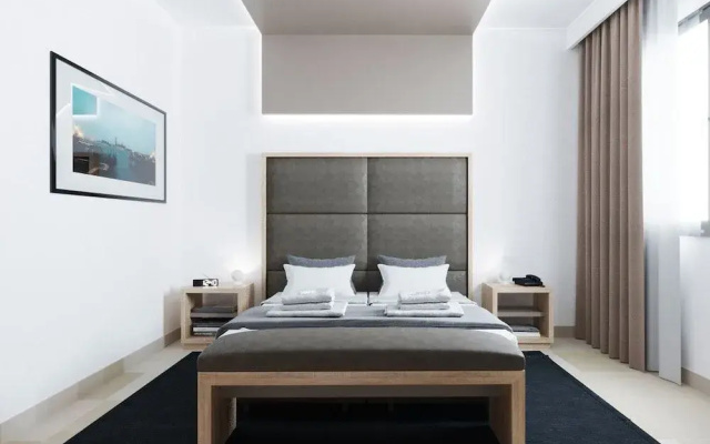 Palace Lido Hotel Suites