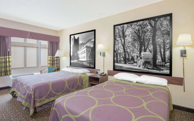 Super 8 by Wyndham Ashland