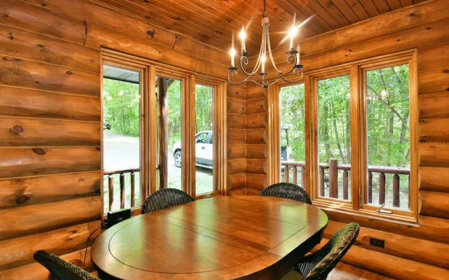 Lumberjack Lodge