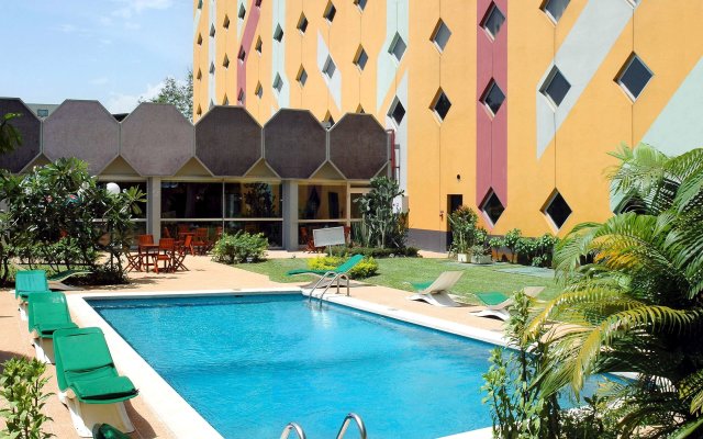 ibis Abidjan Marcory in Abidjan, Cote d'Ivoire from 124$, photos, reviews - zenhotels.com hotel front