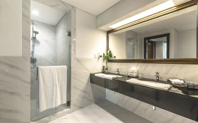 Lido Lake Resort By MNC Hotel