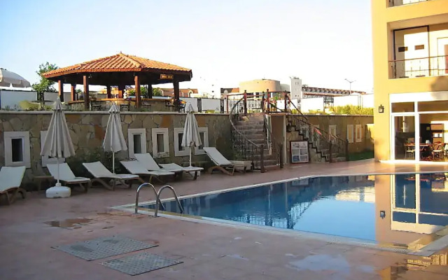 Starberry Hotel