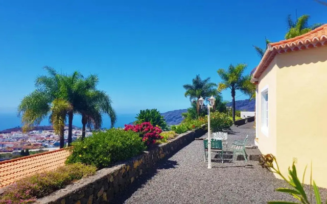 Villa Los Lomos