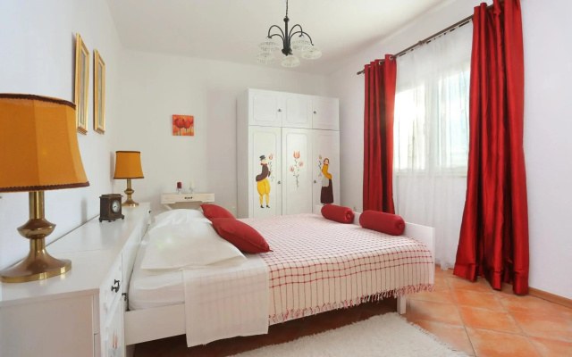 Apartments by the sea Seget Donji, Trogir - 18648