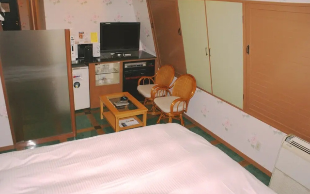 Hotel Sting - Adults Only