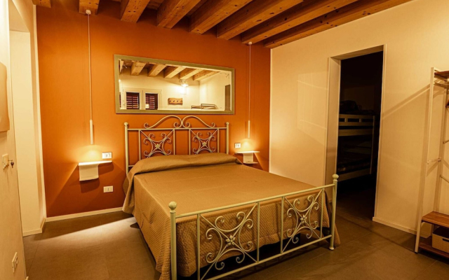 Panormos 91 Rooms & Terrace