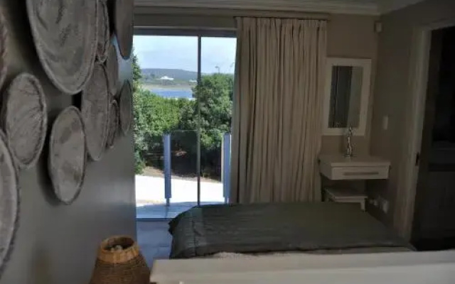 Rivertides 6 Apartment